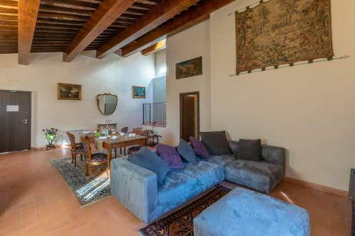 Hotel Borgo Petroro