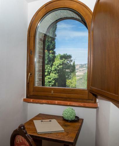Hotel Borgo Petroro