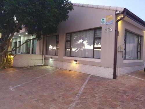 Hostal Tyger Hills Guest House