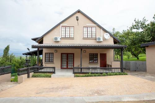 Hostal Riverbend Berg Lodge Rooms