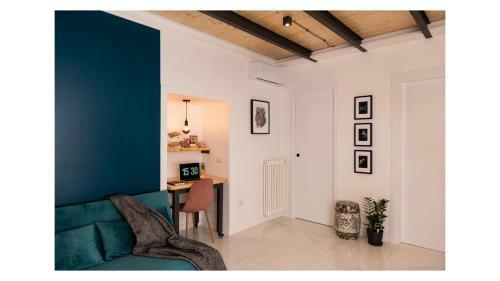 Light Pink - Suite In The Middle Of Everything