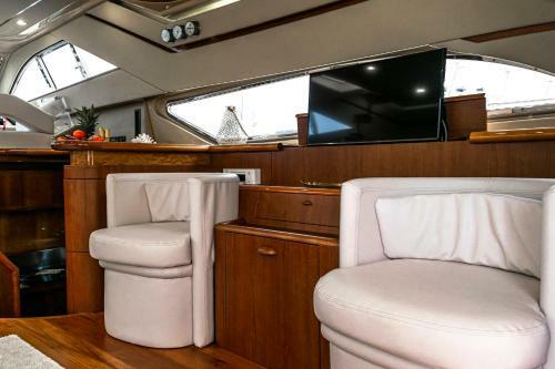 Boat & Breakfast, Portorosa