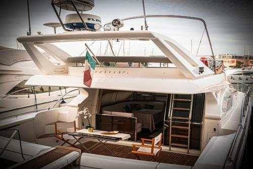 Boat & Breakfast, Portorosa