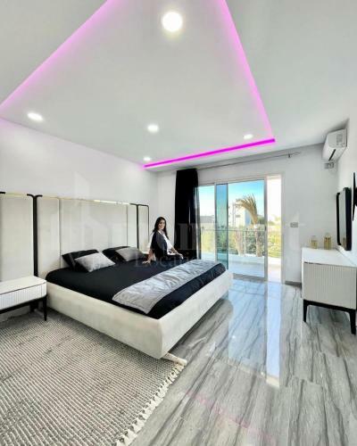 Villa Majestic House