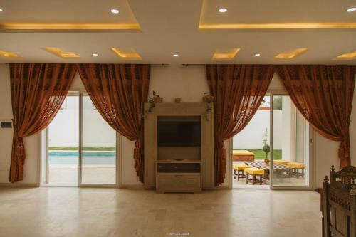 Villa Avec Piscine Priv�e Haut Standing 38846