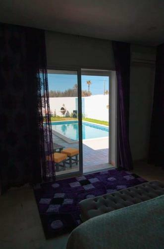 Villa Avec Piscine Priv�e Haut Standing 38846