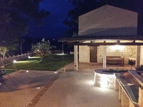 Casa Immersa Nel Verde