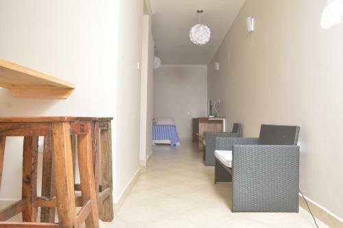 Triniti Airport Hotel