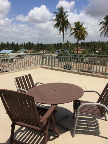 Triniti Airport Hotel