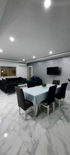 Villa Haut Standing Avec Piscine Priv�e 40009
