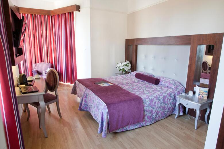 Hotel Globales Reina Cristina