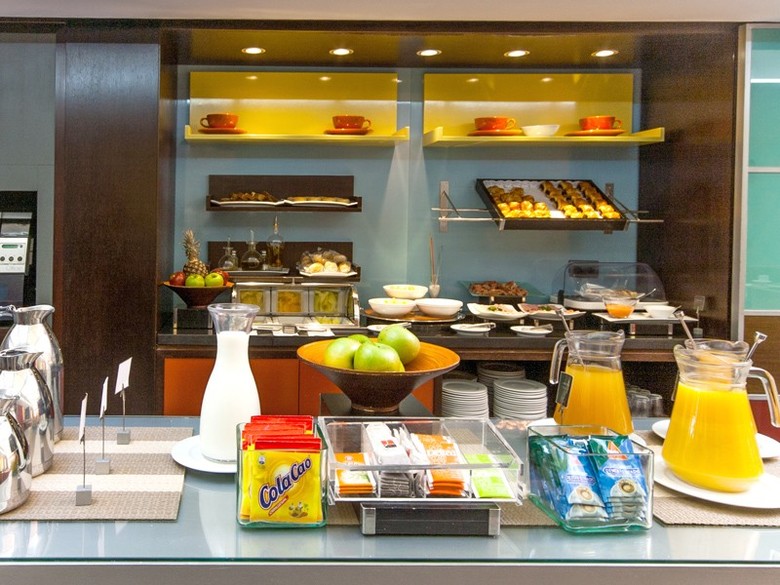 Hotel H2 Salymar
