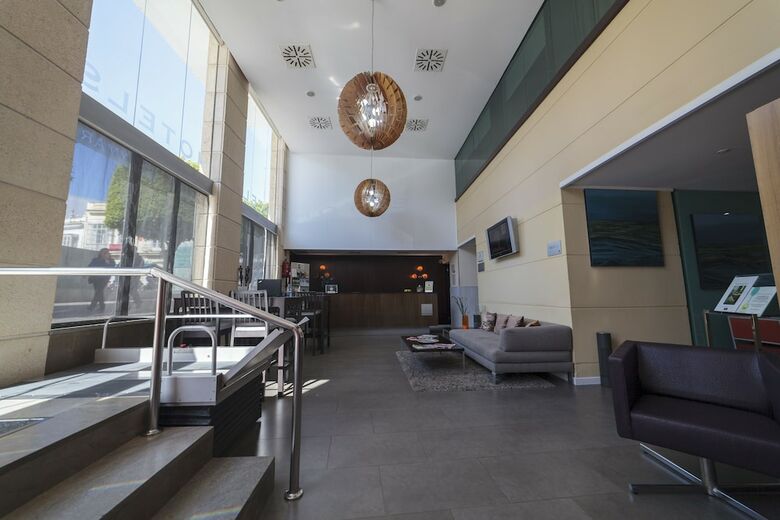 Hotel H2 Salymar