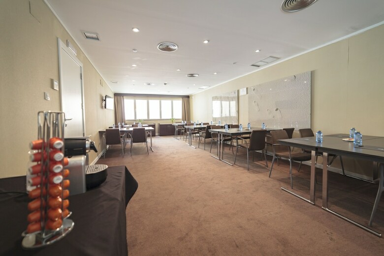 Hotel H2 Salymar