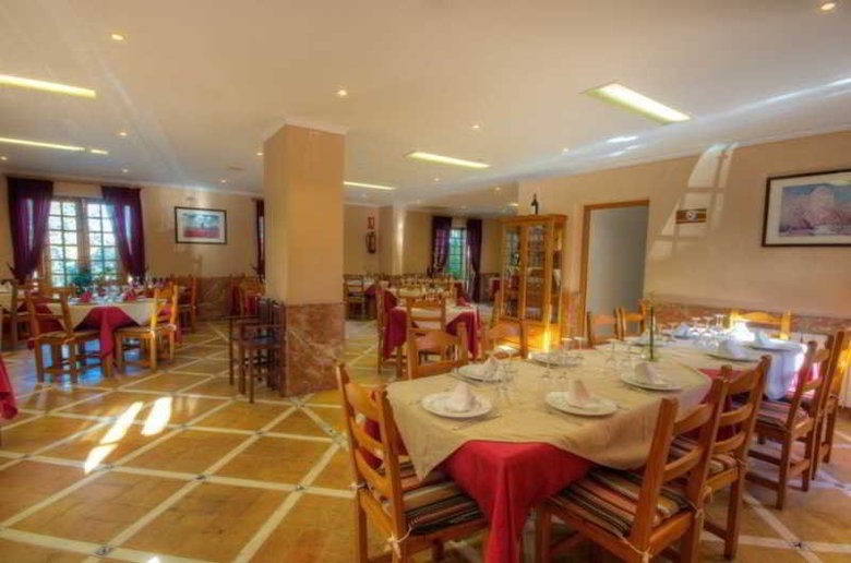 Hotel El Almendral (.)