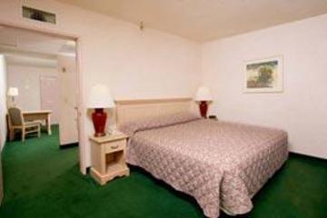 Hotel Comfort Suites I-15 Miramar