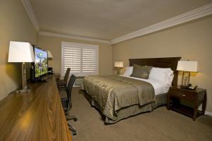 Days Inn Hotel Circle