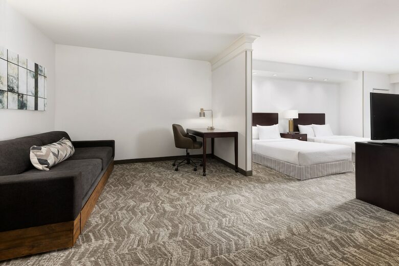 Hotel Springhill Suites Fresno