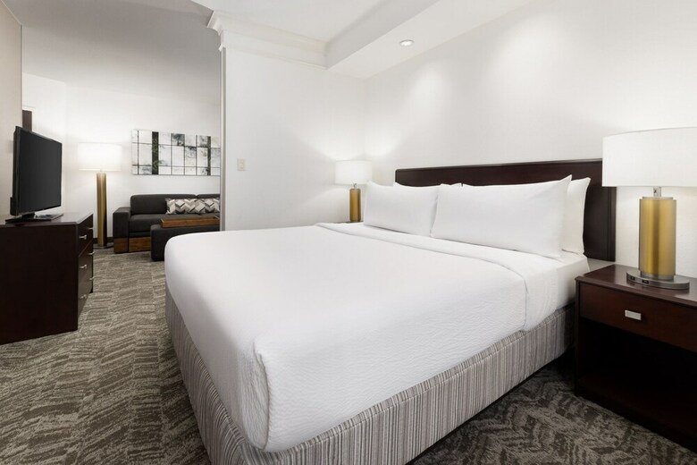 Hotel Springhill Suites Fresno