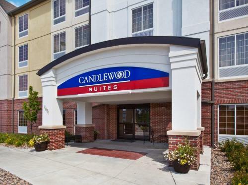 Hotel Candlewood Suites Omaha Airport