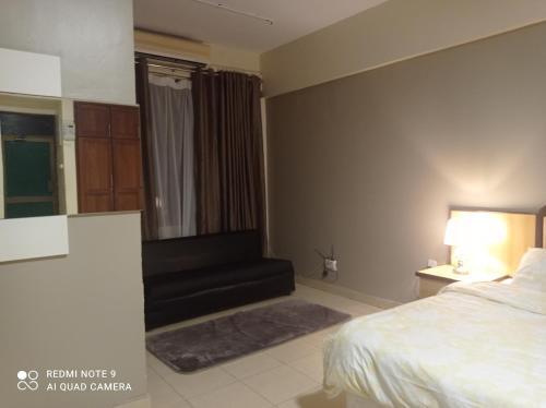 The Village Walk Studio Apartment 4