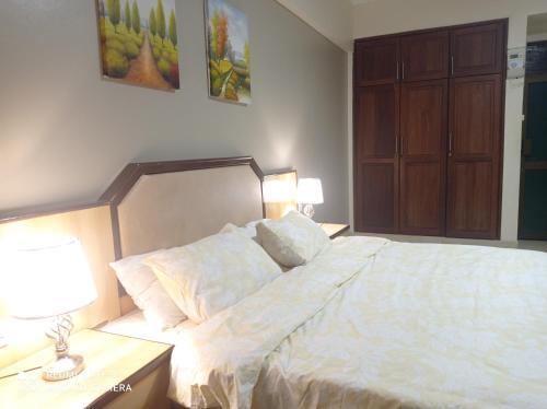 The Village Walk Studio Apartment 4