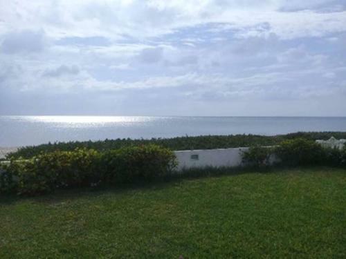 Hostal Maamoura Beach House