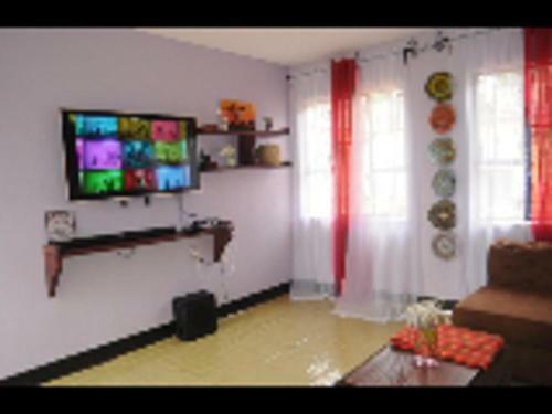 Beautiful & Stylish 2-bedroom Apartment In Karatu