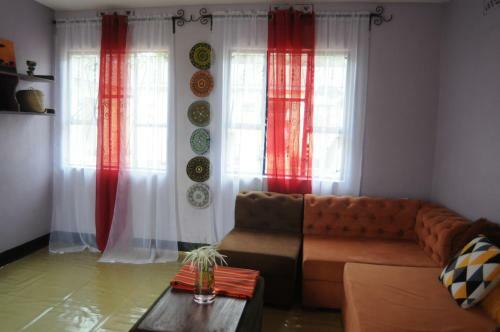 Beautiful & Stylish 2-bedroom Apartment In Karatu