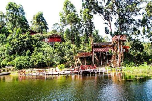 Hotel Mutanda Eco Community Center