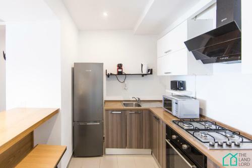 Apartamento Brand New & Spacious 1bd Apt With City View
