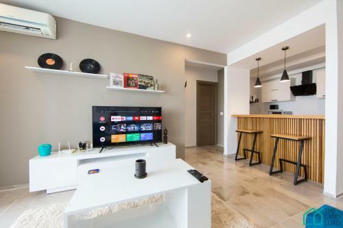 Apartamento Brand New & Spacious 1bd Apt With City View