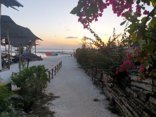 Bed & Breakfast Ndiro Beach House Kendwa