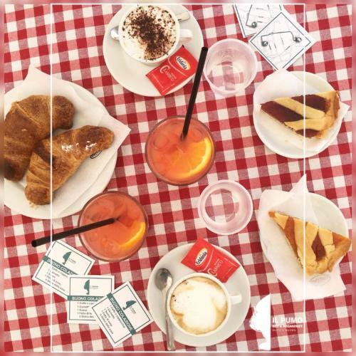 Hostal Il Pumo Bed & Breakfast