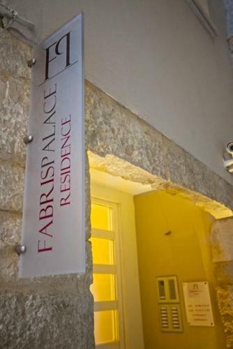 Hostal Fabris Palace