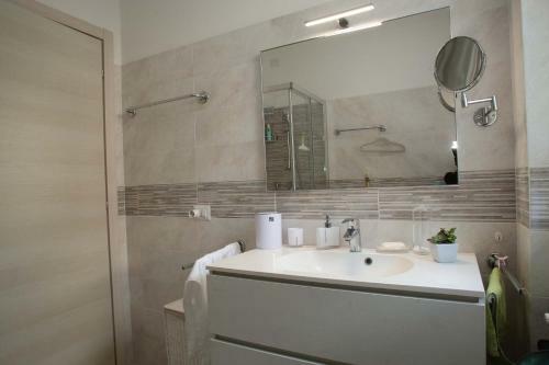 Seeblick Lockoff Apartment, Pool & Garten, Terrasse