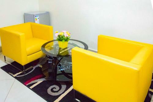 G-one Hotel
