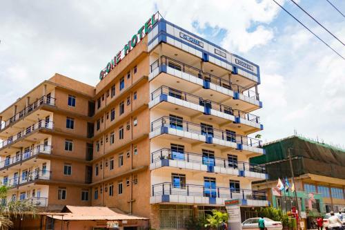 G-one Hotel
