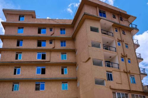 G-one Hotel