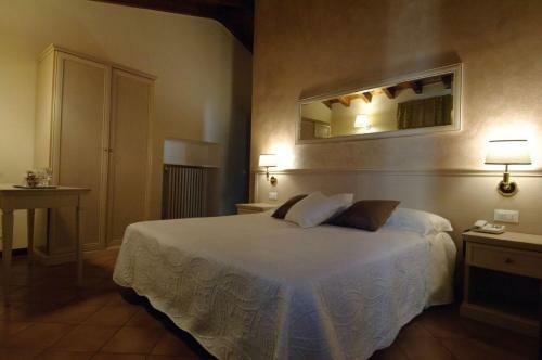 Hotel Albergo Cavallino 10