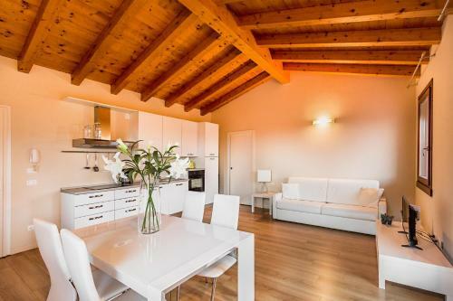 Apartamento Albatros , Sch�ne Ferienwohnung Mit Pool