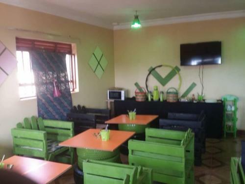 Hotel Greenforte-wave Suites & Lounge