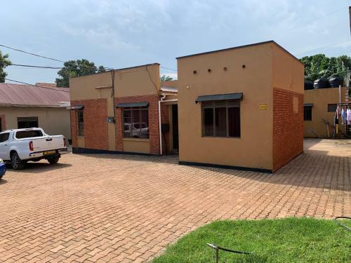 Posada Lark Suites -bukoto