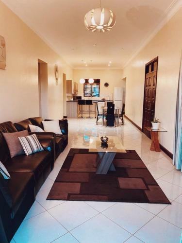 Roses Apartment, Muyenga Hill
