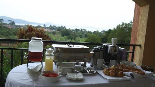 Bed & Breakfast Kaz Breeze Gardens