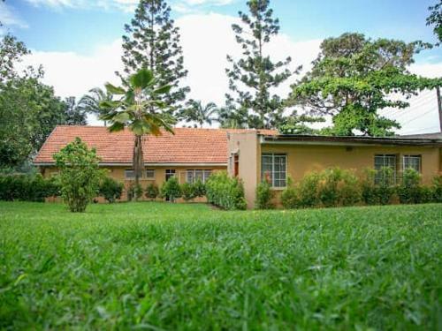 Bed & Breakfast Amrage Suites Muyenga