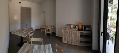 Hostal New Casa Corvaja