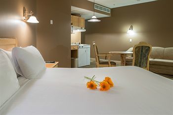Hotel Podollan Inn - Fort Mcmurray
