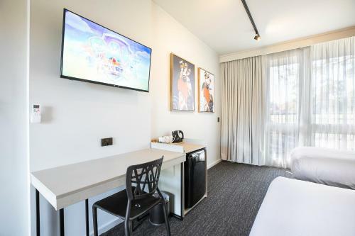 Sandown Park Hotel Noble Park