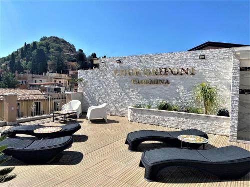 I Due Grifoni Apartments